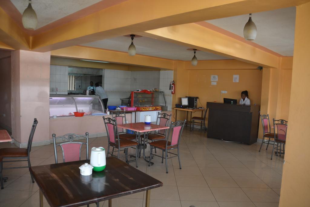 Starehe Link Hotel Nairobi Exterior photo